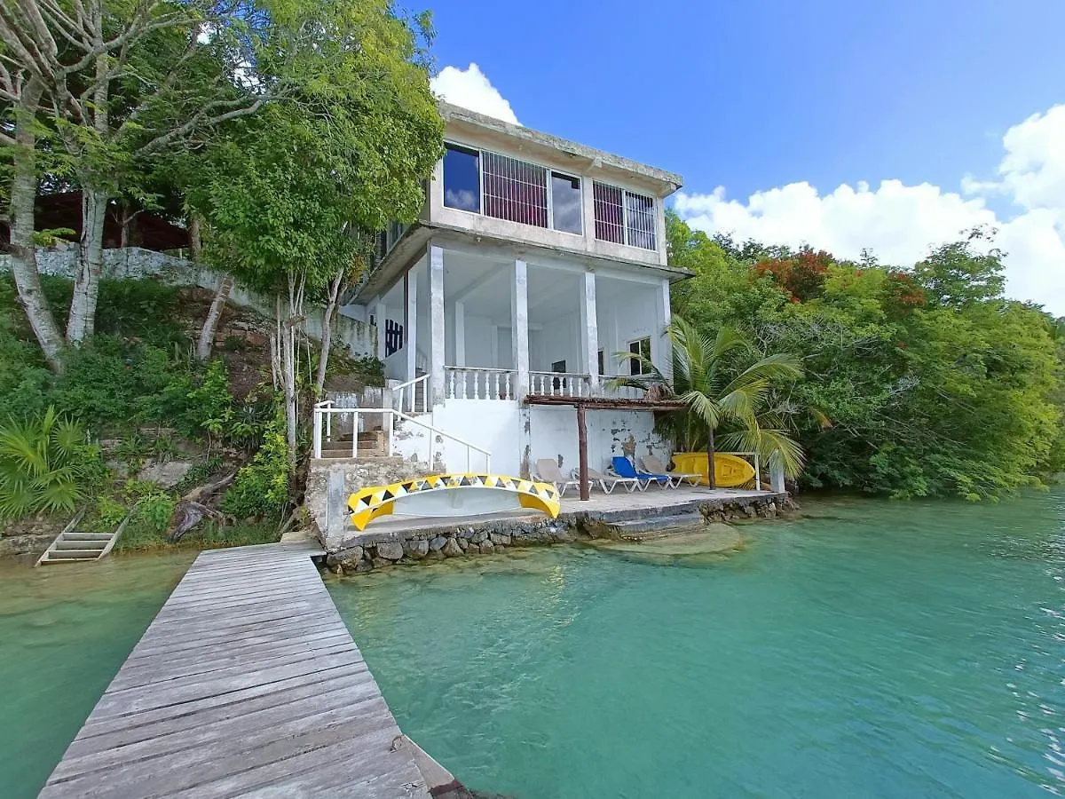 Casa Agua Bacalar / Naajil Ha Villa Holiday home