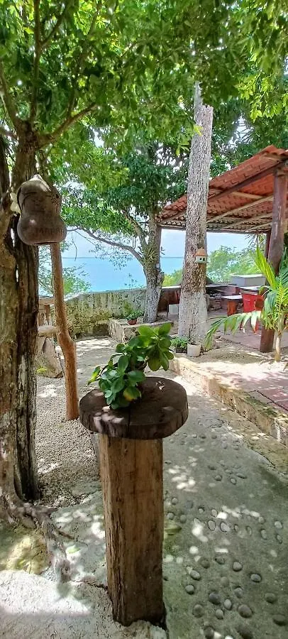 Casa Agua Bacalar / Naajil Ha Villa 0*,